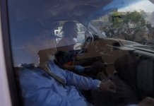 David Ortiz back in Boston after being shot in Dominican bar