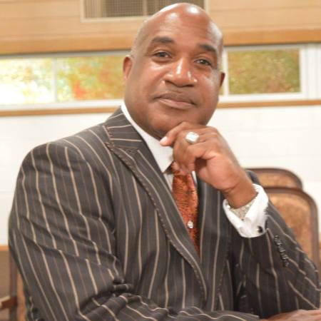 Uber driver charged in death of Houston pastor - DefenderNetwork.com