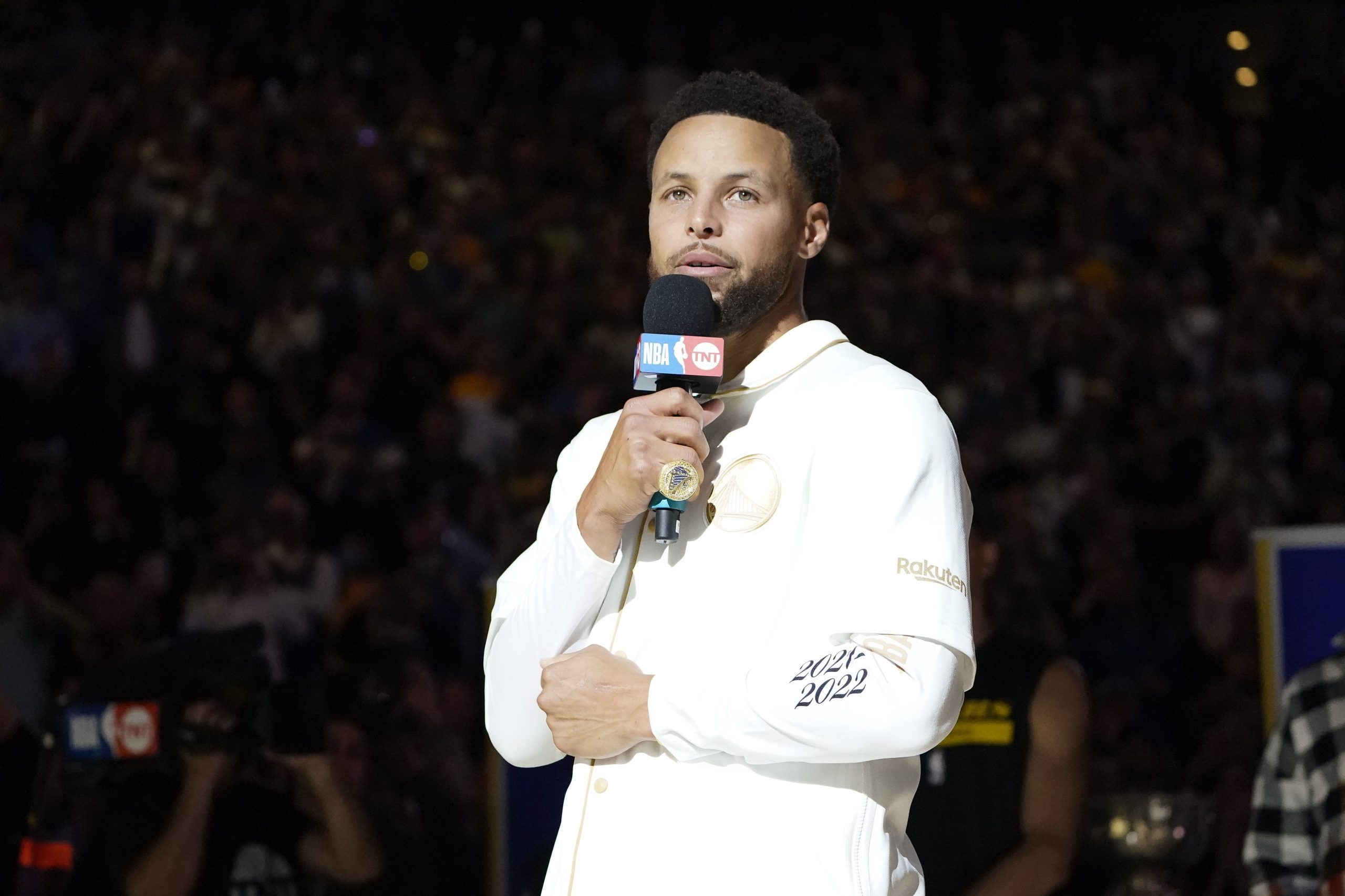 Stephen Curry Honors 'Wrongfully Incarcerated' Brittney Griner