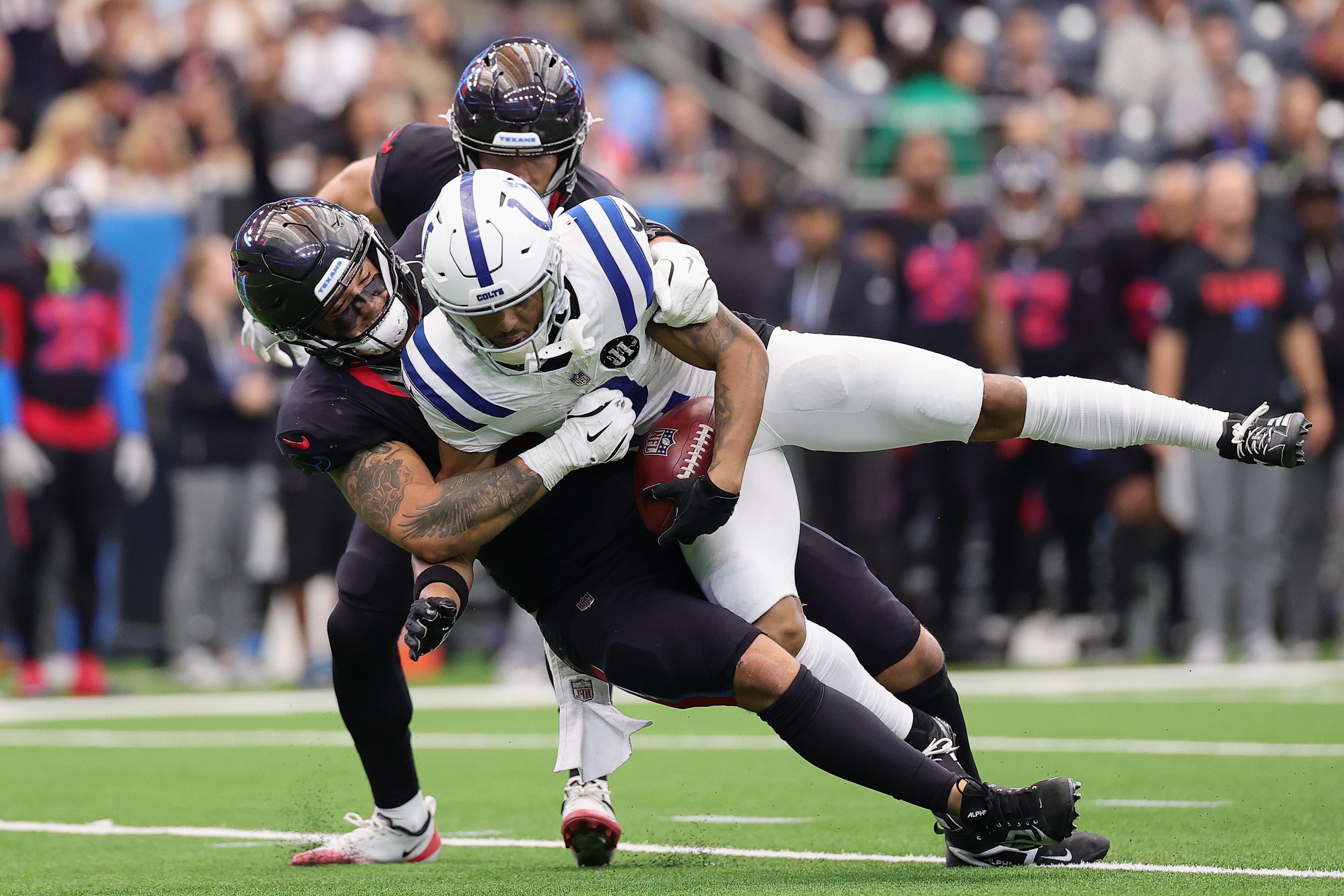 Texans face Steelers in first playoff prime-time matchup