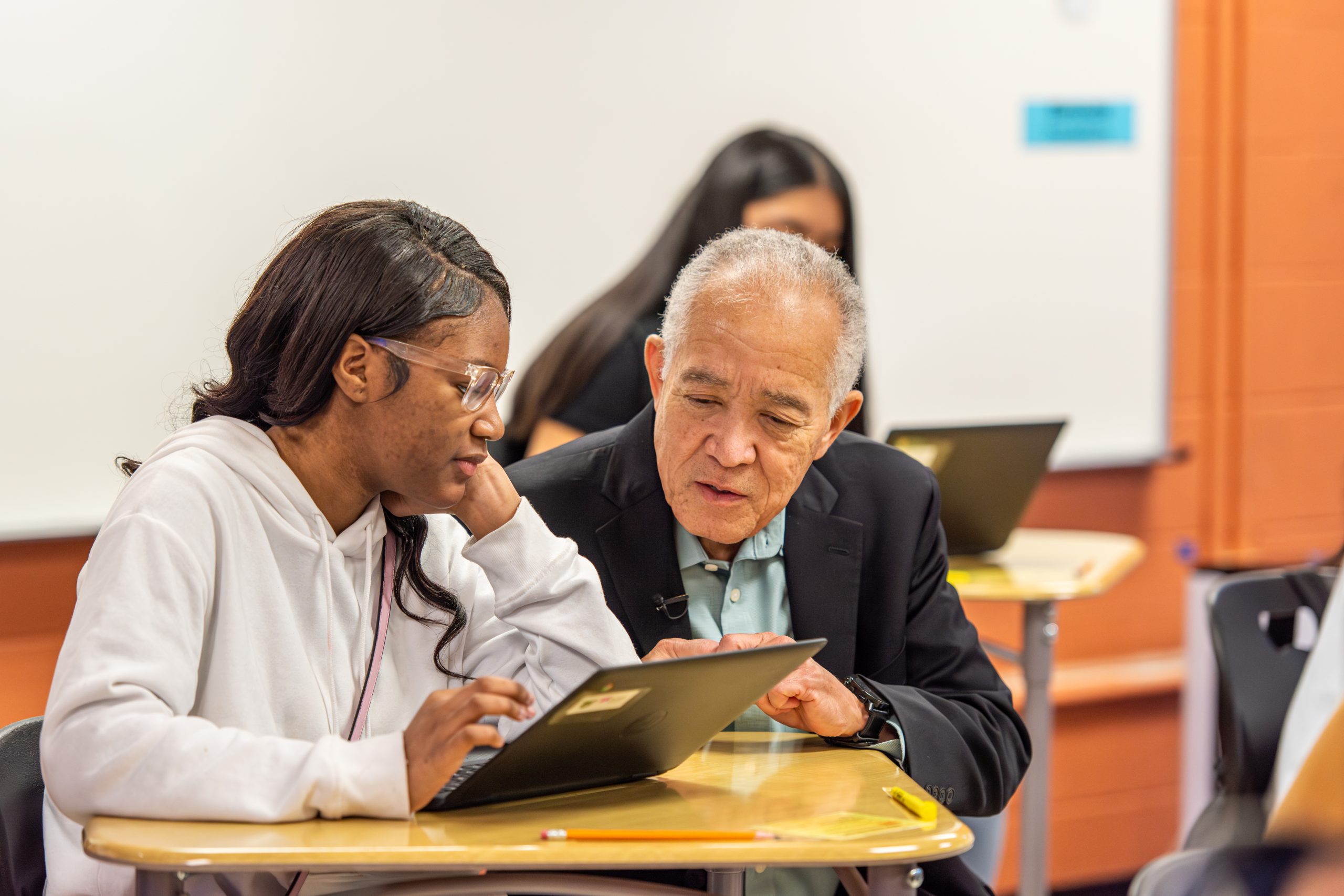 Houston ISD overhauls CTE programs, phases out 10 magnet tracks