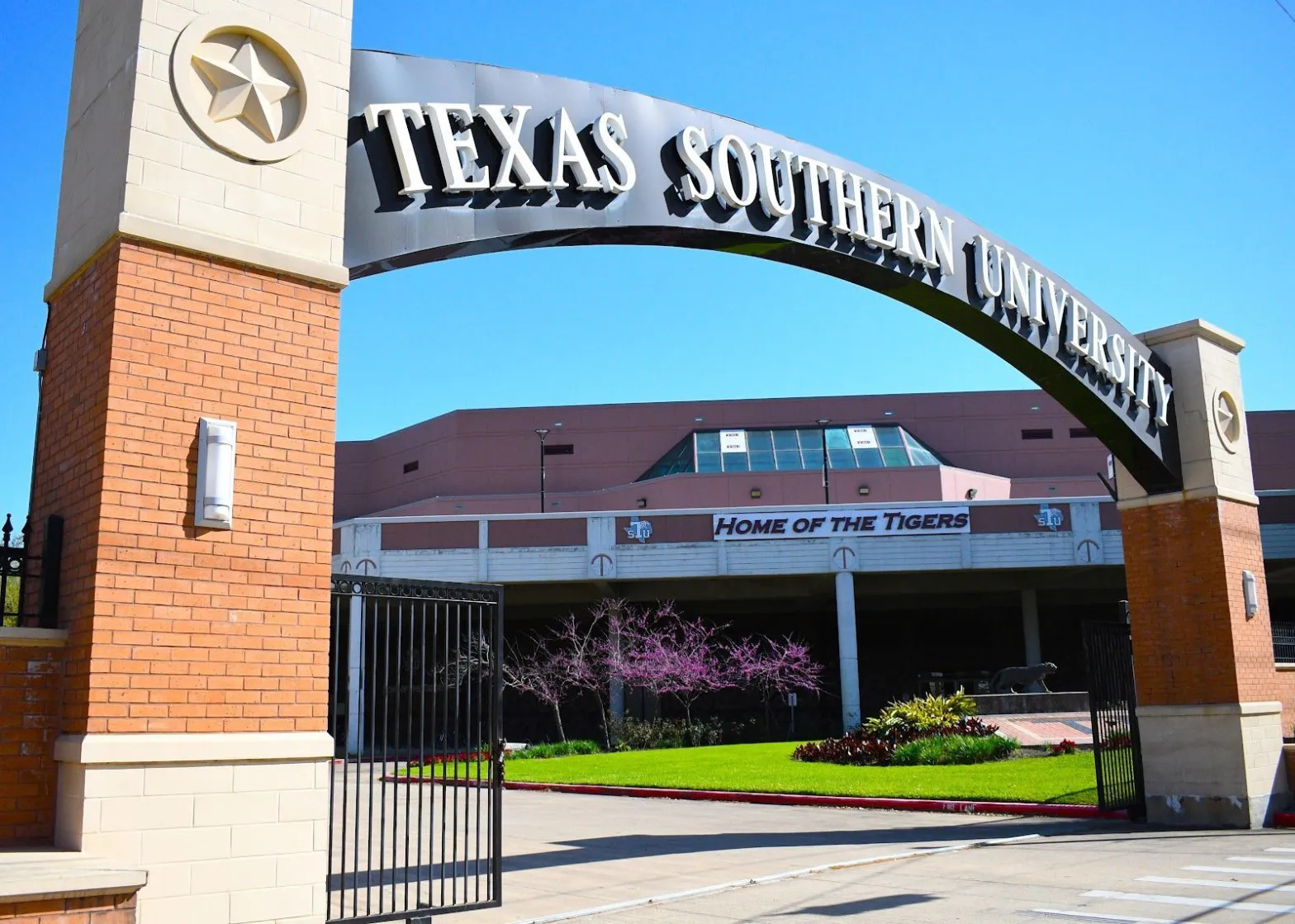 Texas Southern University’s financial crisis deepens