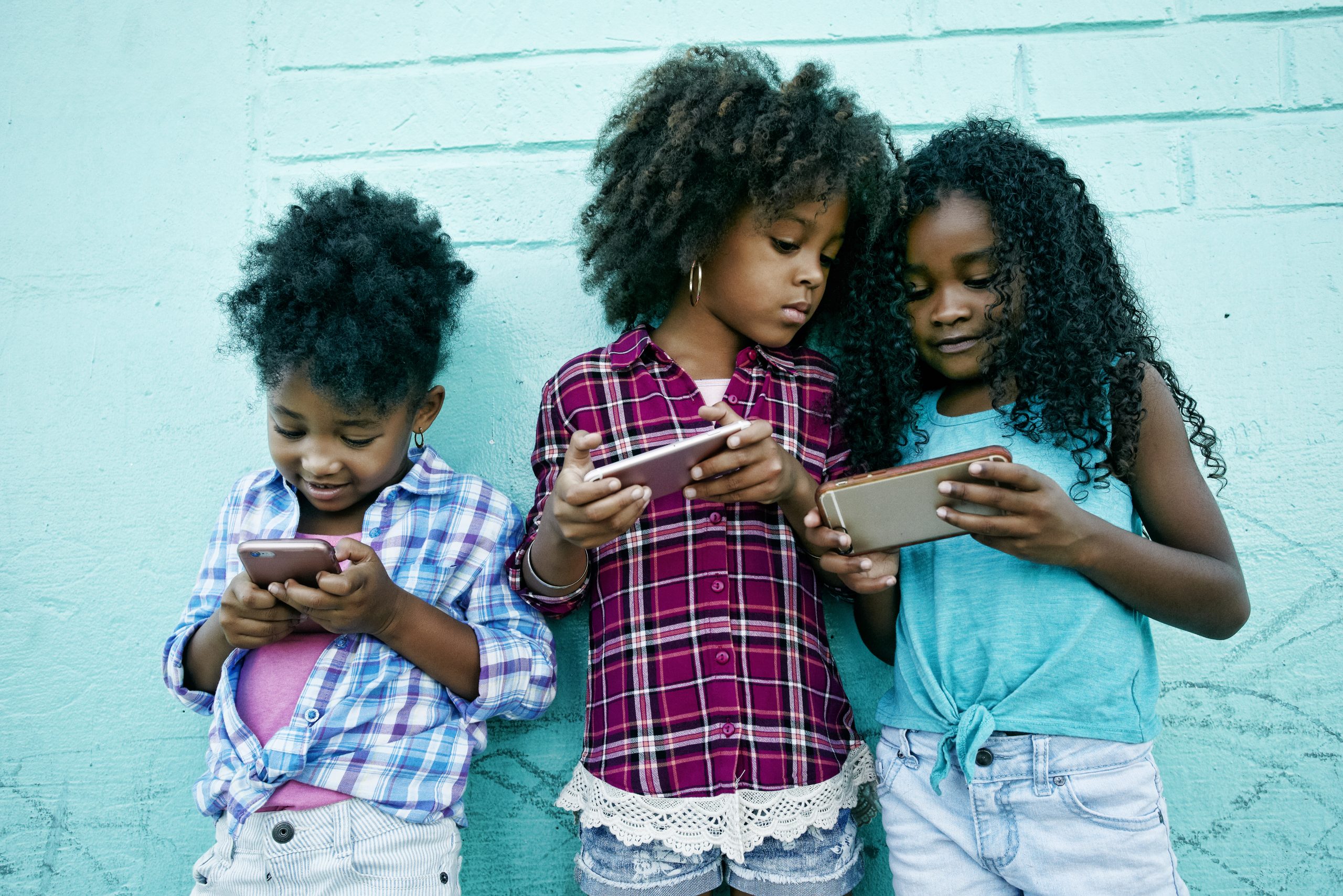 New report says screen time rules no longer protect your child