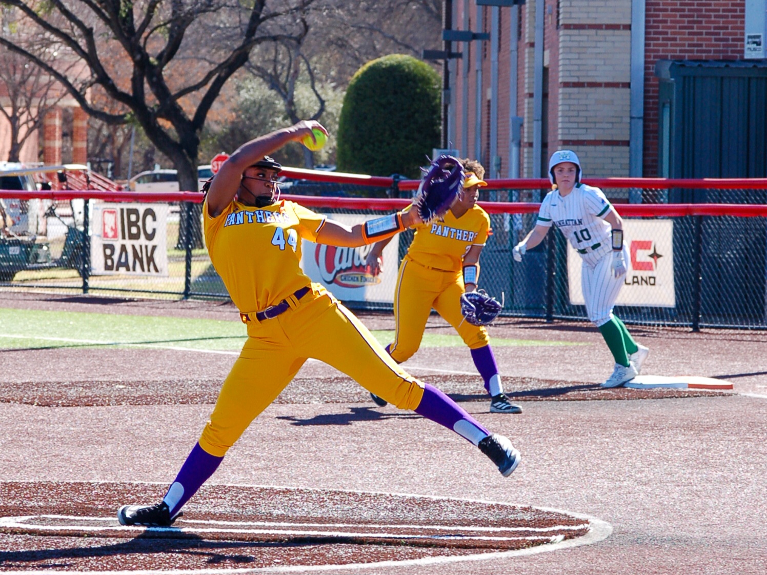 New faces, same dominant Prairie View softball team